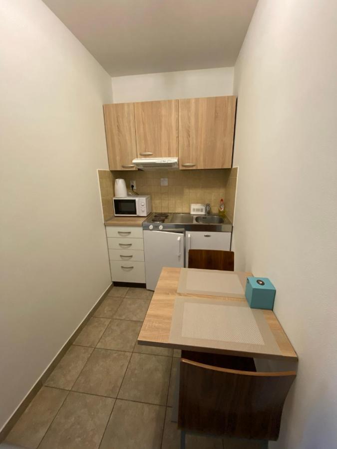 Besenova Apartman Diamant Exteriör bild
